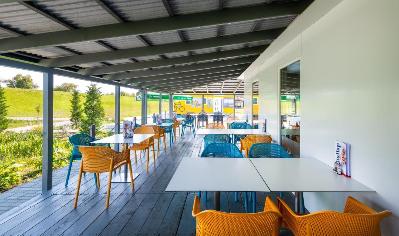 Tisza-To Apartmanpark Kiskore Exterior photo