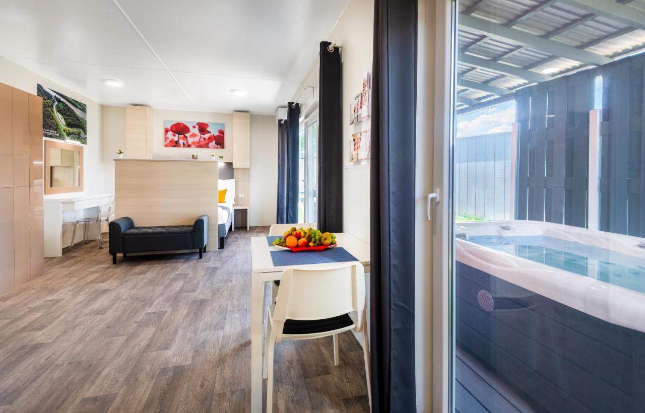 Tisza-To Apartmanpark Kiskore Exterior photo