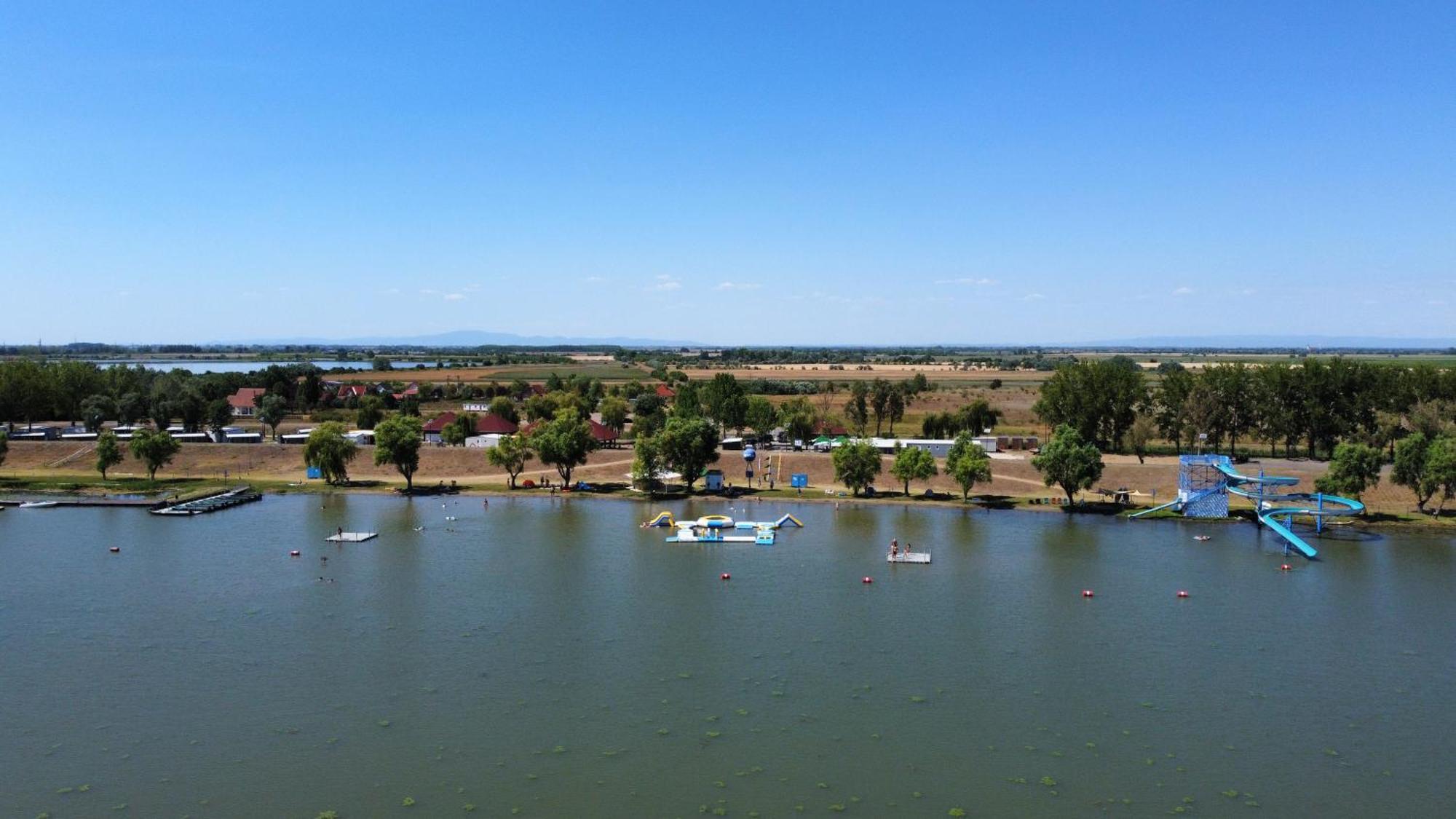 Tisza-To Apartmanpark Kiskore Exterior photo